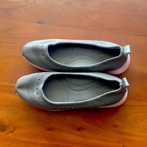 NWOT Cole Haan comfy shoes!